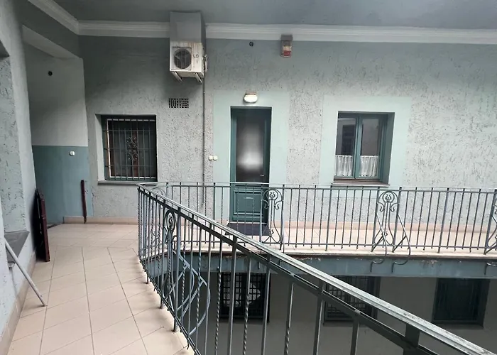 Centrum * Mestecǎneşti